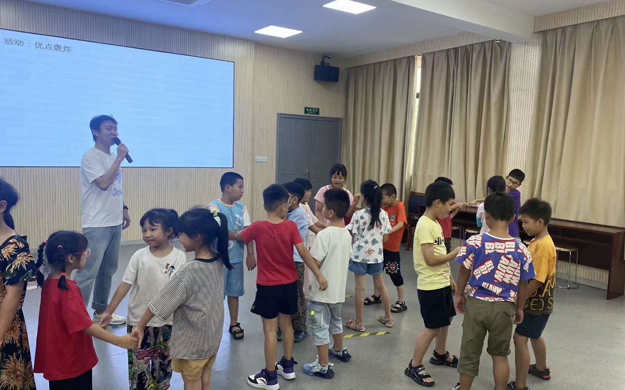 北京龙观乡中心学校